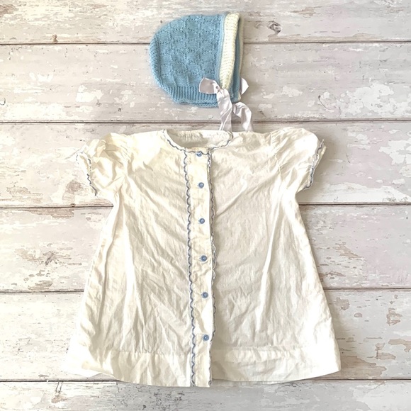 Vintage 1920s Smocked Baby Dress & Handmade Crochet Knit Bonnet Hat Blue White
